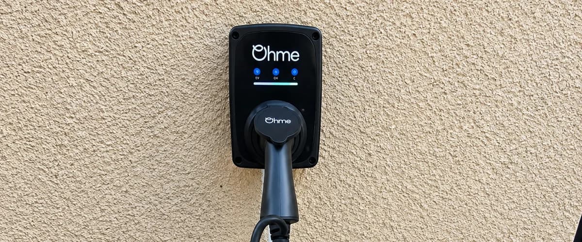 Borne Ohme ePod installée par ABRTEL, contrôlée à la mise en service